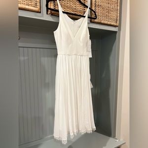 White dress the population dress